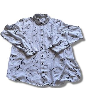 Reitmans White And Black Long Sleeve Button up Small